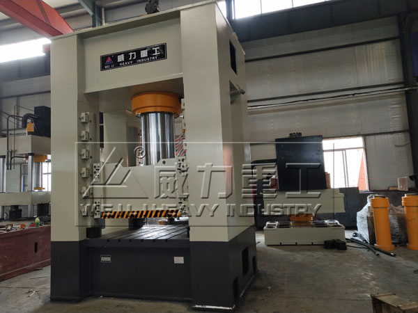 拉伸液壓機(jī)